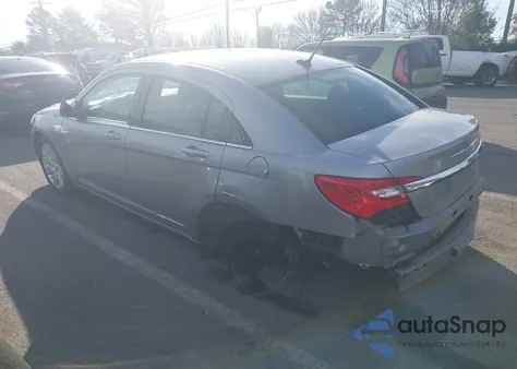 2013 Chrysler 200 Touring из США, поврежденный, VIN 1C3CCBBB1DN546432